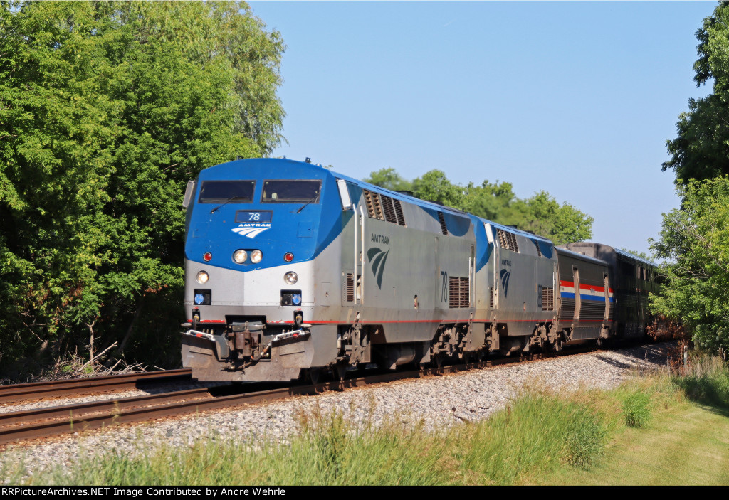 No. 7 rolls into town on a fine summer afternoon